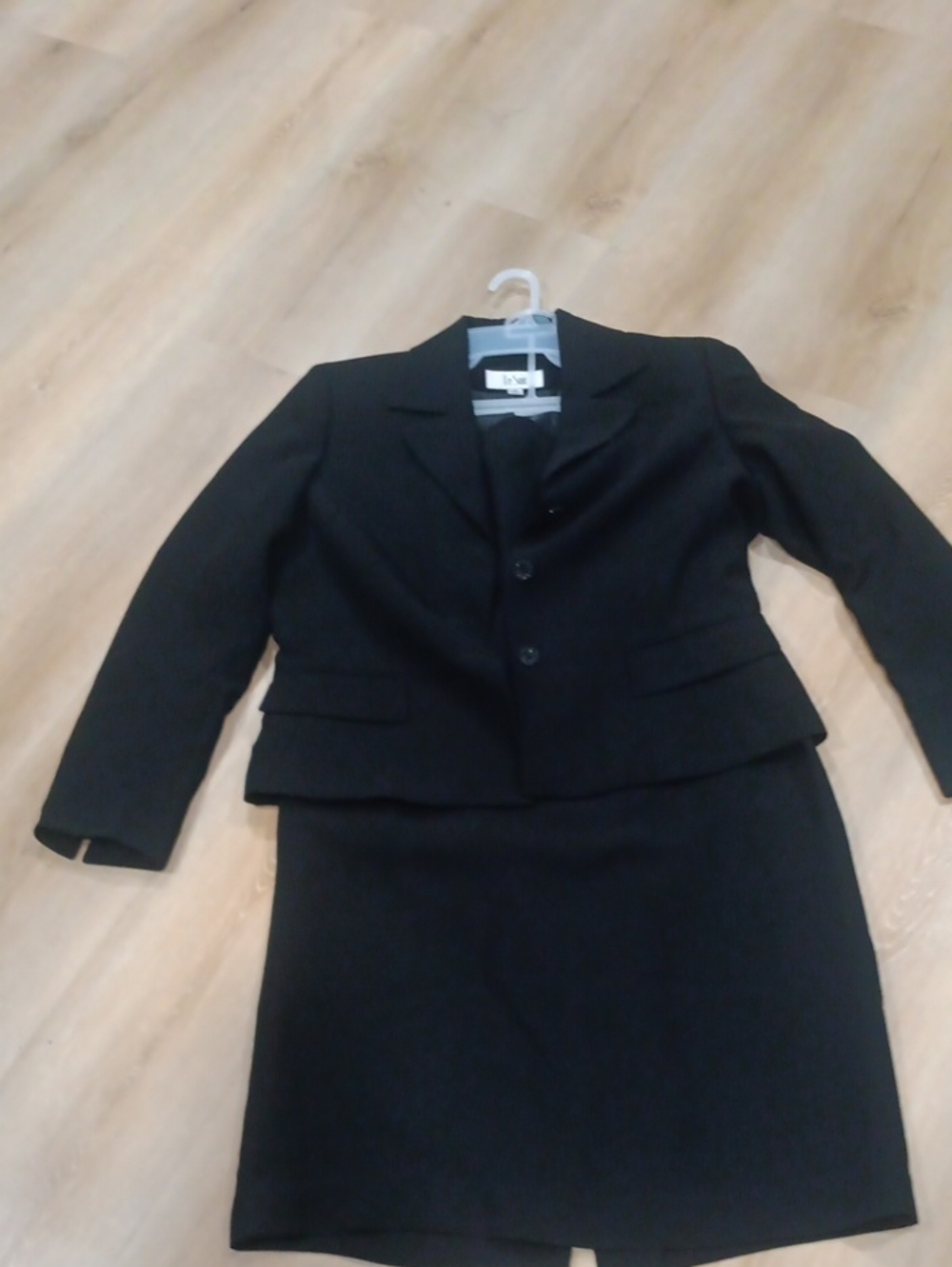 Le Suit Black Women's Blazer and Skirt Set Size 12